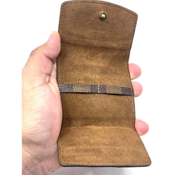 Louis Vuitton Damier Cufflink Case - Picture 6 of 14